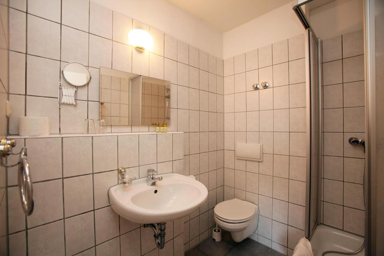 Gut Hotel Stadt Beelitz Rum bild
